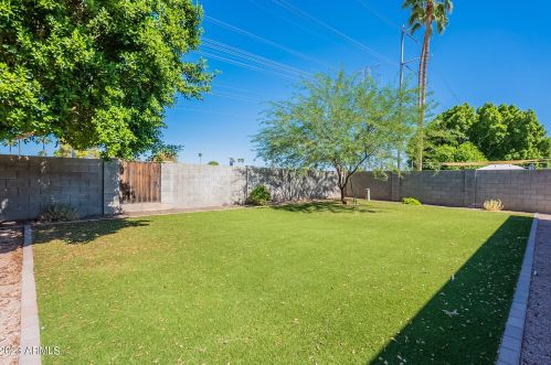 2604 Summit Pl, Chandler AZ 85224-1036 exterior