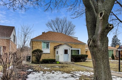 6719 Lawndale Ave, Chicago, IL 60712-3711