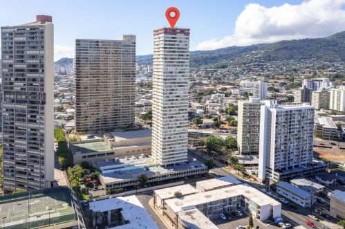 2525 Date St, Honolulu HI  96826-5437 exterior