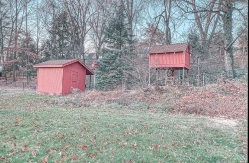 622 Fort Couch Rd, Pittsburgh PA 15241-2070 exterior