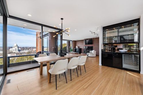 110 Congdon St, Providence RI  02906-1413 exterior