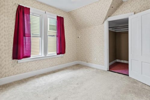 113 Oakland Ave, Providence RI 02908-3632 exterior