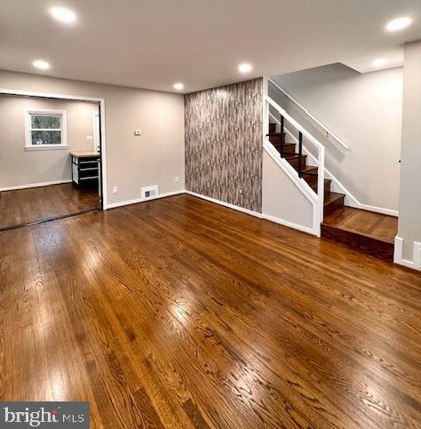 6949 Westhampton Dr, Alexandria VA 22307-1527 exterior