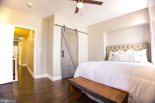 2022 21 St, Philadelphia PA 19145-2722 exterior