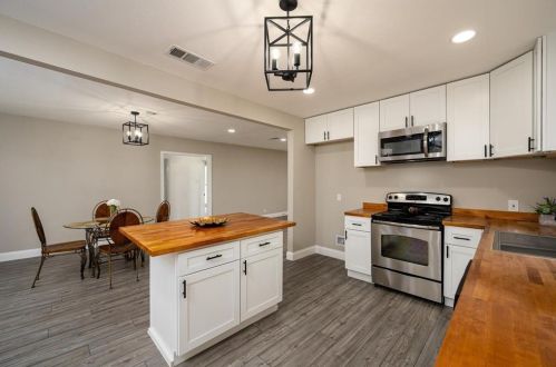 23 Parnell St, Denison TX  75020-2351 exterior