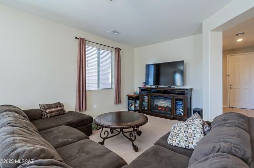 7300 Heartwood Dr, Tucson AZ  85756-6109 exterior