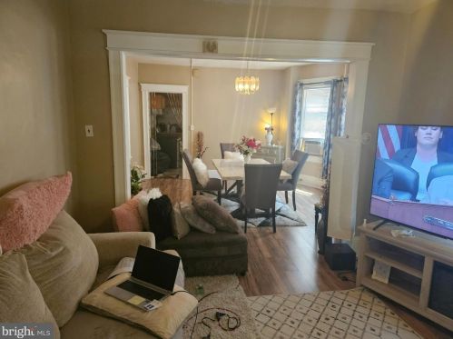 36 Maple Ave, Trenton NJ 08618-3401 exterior