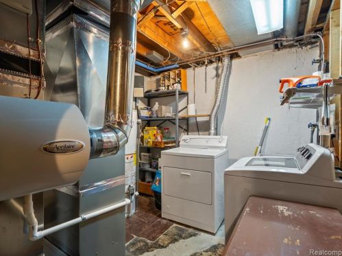 759 Kirts Blvd, Troy MI 48084-4844 exterior