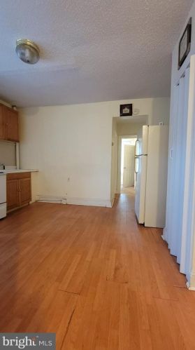 237 Spg St, Trenton NJ 08618-4836 exterior