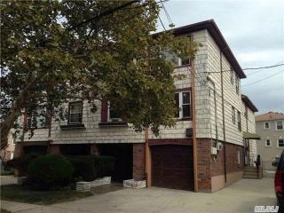 1533 208th St, Flushing NY  11360-1119 exterior