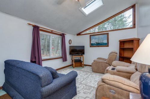 51 Frst St, Concord NH 03301-3122 exterior