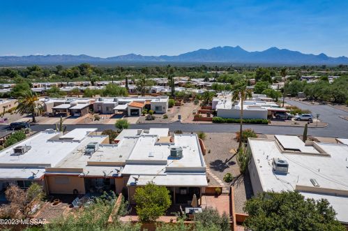 319 Calle De Las Profetas, Green Valley, AZ 85614-3024