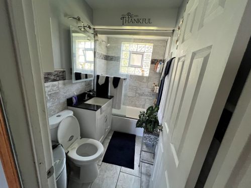 161 146 St, Chicago IL 60827-2715 exterior