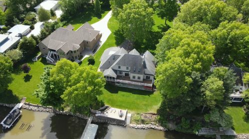 3625 Bay View Dr, Allegan, MI 49010-8951