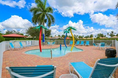 14800 Canton Ct, Naples FL 34114-8669 exterior