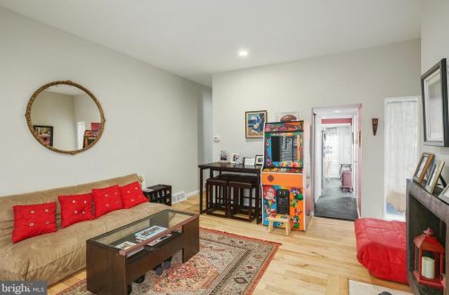 1734 Addison St, Philadelphia PA 19143-1107 exterior