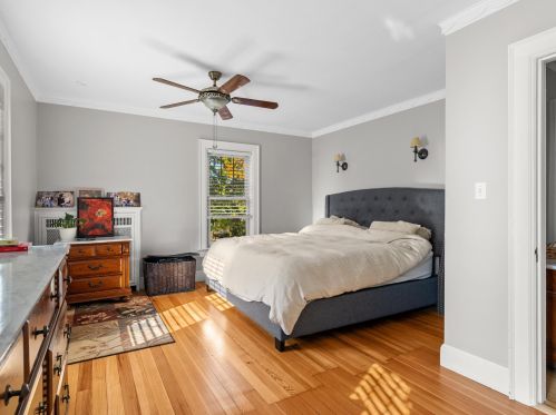 825 13 St, Manitowoc WI 54220-5101 exterior