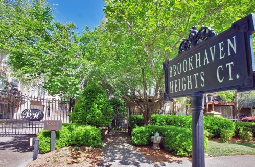 2475 Brookhaven Heights Ct, Atlanta, GA 30319-5249
