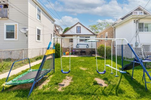 3010 Natchez Ave, Chicago IL 60634-4951 exterior