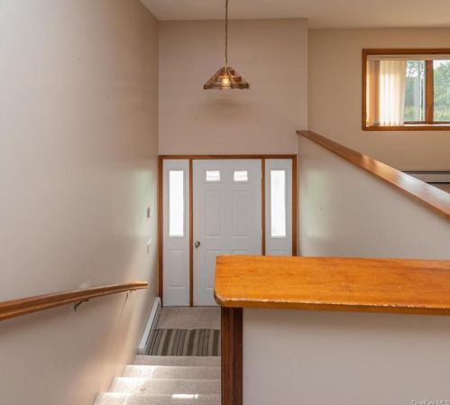 144 Excelsior Ave, Middletown NY 10940-3300 exterior