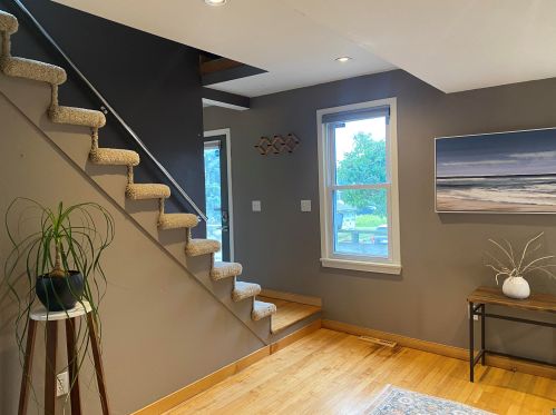 102 11 St, Duluth MN 55805-1554 exterior