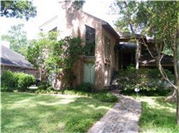 502 Enchanted Hollow Dr, Spring TX  77388-6108 exterior