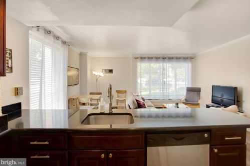 1239 Vermont Ave, Washington, DC 20005-3603