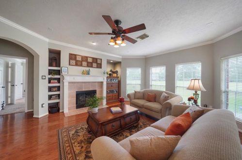 18146 Walden Frst Dr, Humble TX 77346-6023 exterior