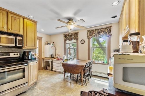 190 Kendrick Ave, Quincy MA 02169-7929 exterior