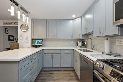 706 Convery Blvd, Perth Amboy NJ exterior