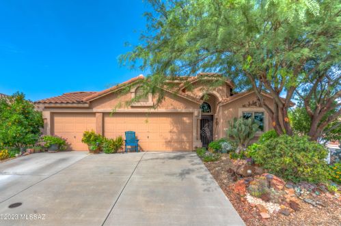 39706 Diamond Bay Dr, Tucson, AZ 85739-1305