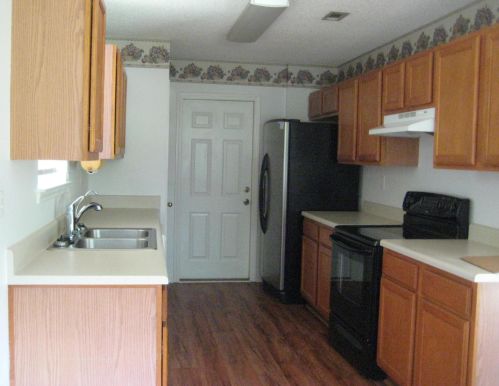 35 Jefferson Ln, Defuniak Springs, FL 32433-4936