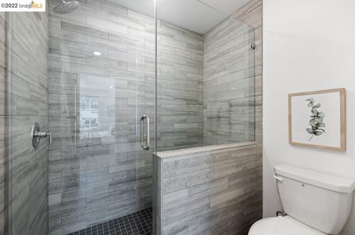 636 Kains, Berkeley CA 94706-1219 exterior