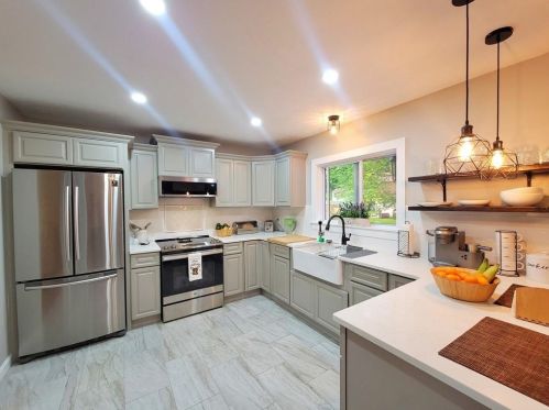 1330 Atwood Ave, Providence RI  02919-4903 exterior