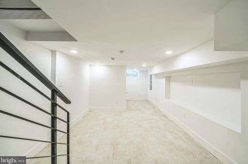 1741 Annin St, Philadelphia PA 19146-3007 exterior