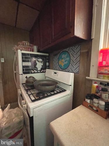 2113 65 St, Philadelphia PA 19139-1006 exterior