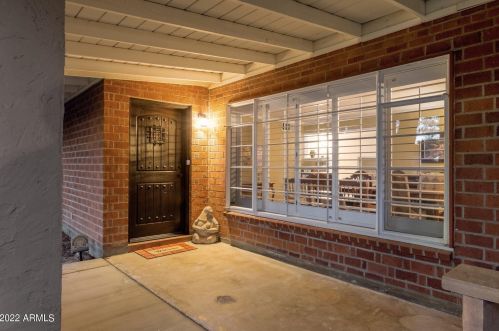 8051 14 Ave, Phoenix AZ 85023-2585 exterior