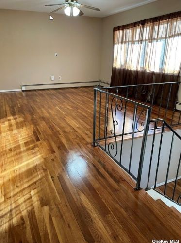 1651 Roosevelt Ave, Bohemia NY 11716-1429 exterior