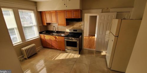 601 Magee Ave, Philadelphia PA  19111-4715 exterior