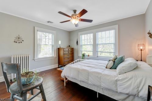 49 Plymouth St, Montclair NJ  07042-2617 exterior