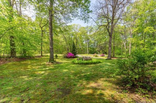 210 Geer Rd, Exeter CT 06249-2604 exterior