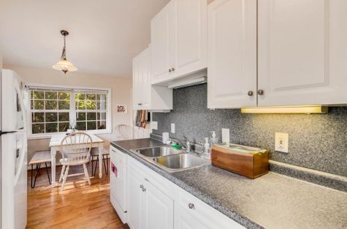 1585 Marlbrook Dr, Atlanta GA 30307-1719 exterior