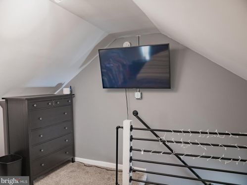 27 Old Dorwart St, Lancaster PA  17603-3647 exterior