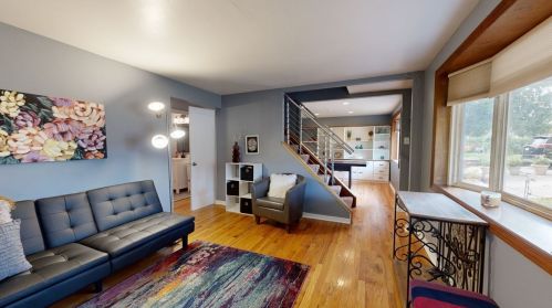 525 Penn Vista Dr, Pittsburgh PA  15235-4242 exterior