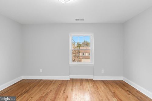 8916 Copenhaver Dr, Rockville MD  20854-3009 exterior