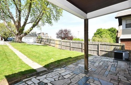 53 Calhoun Ave, Pittsburgh PA  15210-3635 exterior