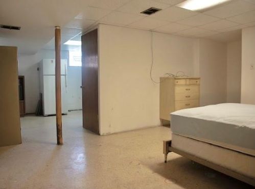 1766 Chessland St, Pittsburgh PA 15205-4003 exterior