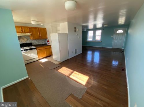 649 Randolph St, Camden NJ  08105-2724 exterior