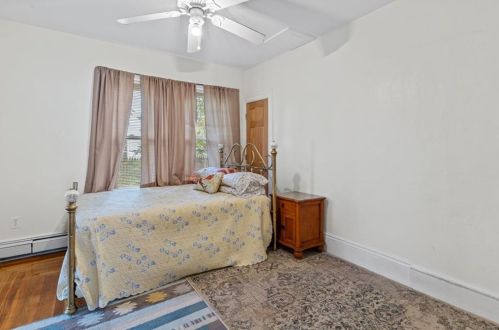 246 Smith St, Providence RI 02911-3307 exterior