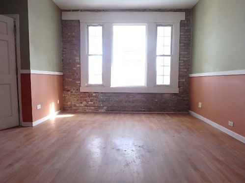 6042 Throop St, Chicago, IL 60636-1816